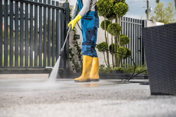 Best Garage Pressure Washing  in Halfway House, PA